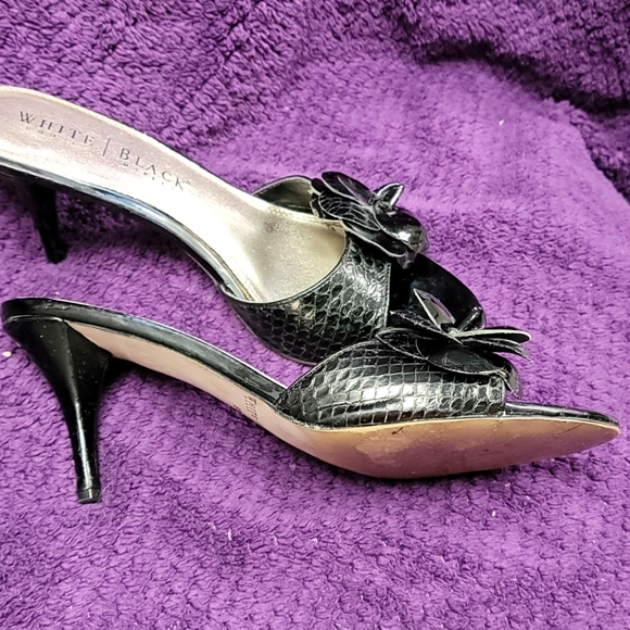 White House Black Market Black Mules - Picture 2 of 3